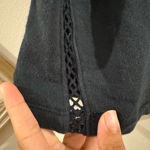 Black Aerie Crop Tank Top with Trim on the Side - Picture 5 of 5